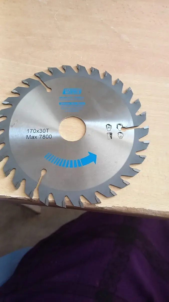 Circular saw blade (170 x 30T)
