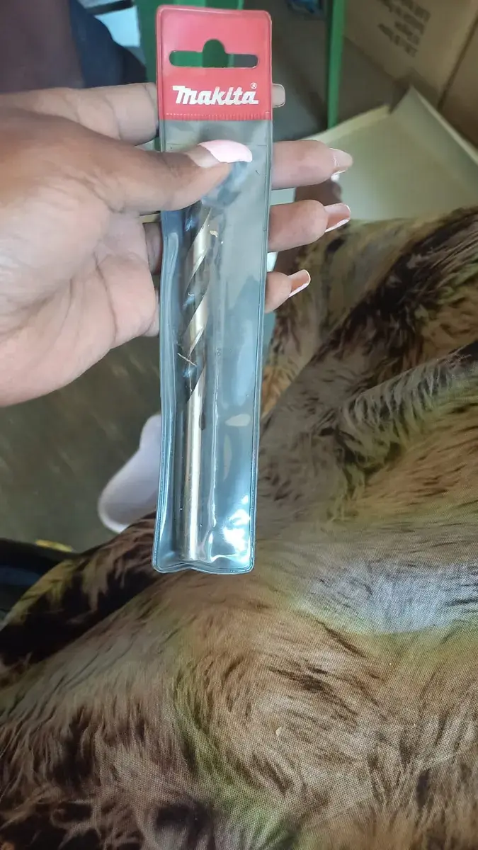 Makita 9 mm wood drill